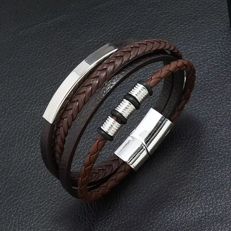 Pulsera marrón de 4 tiras y apliques plateados