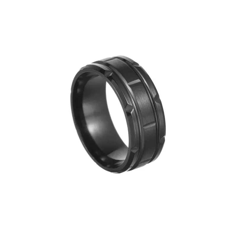 Anillo negro con diseño rustico