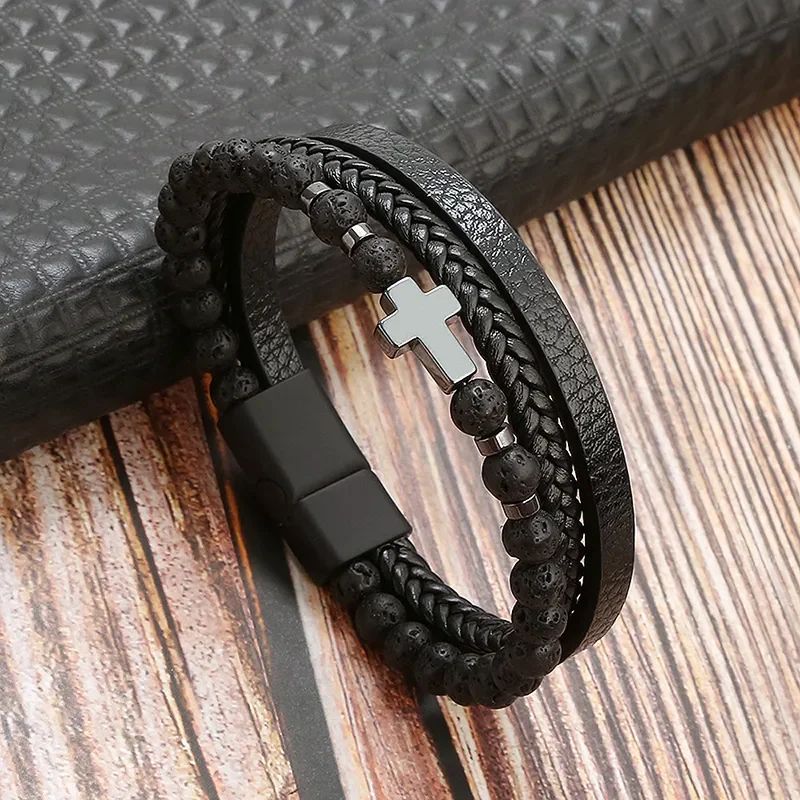Pulsera negra con piedra volcánica y cruz