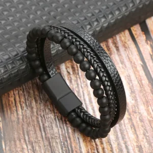 Pulsera negra triple con cuentas negro mate