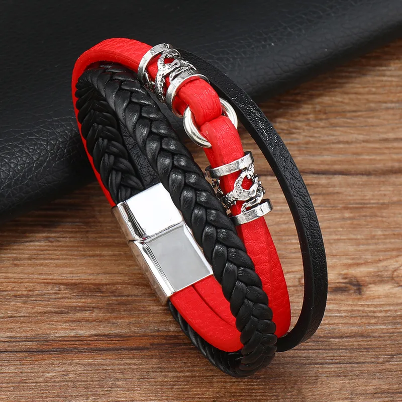 Pulsera negra y roja de 3 tiras con aro y dijes plateados